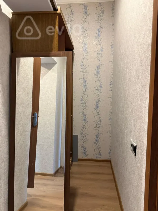 Kirayə verilir 2 otaqlı yeni tikili 65 m²