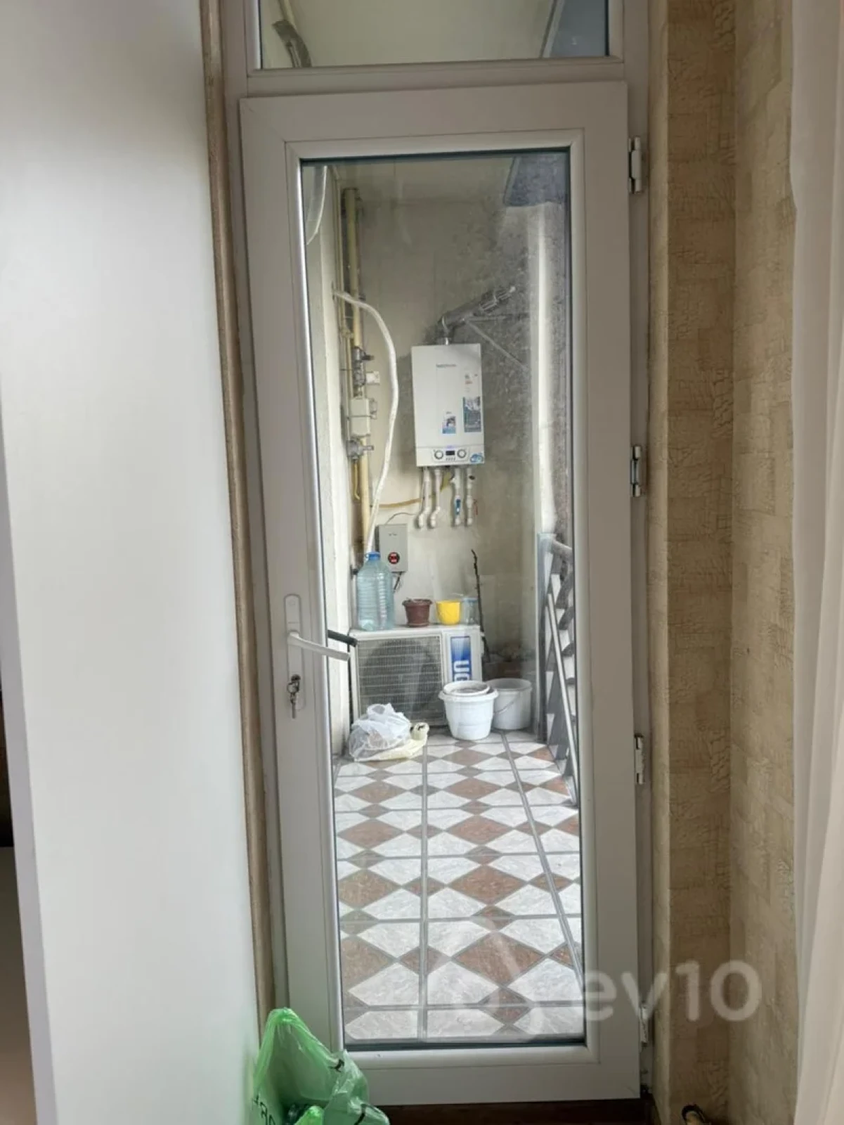 Kirayə verilir 2 otaqlı yeni tikili 65 m²