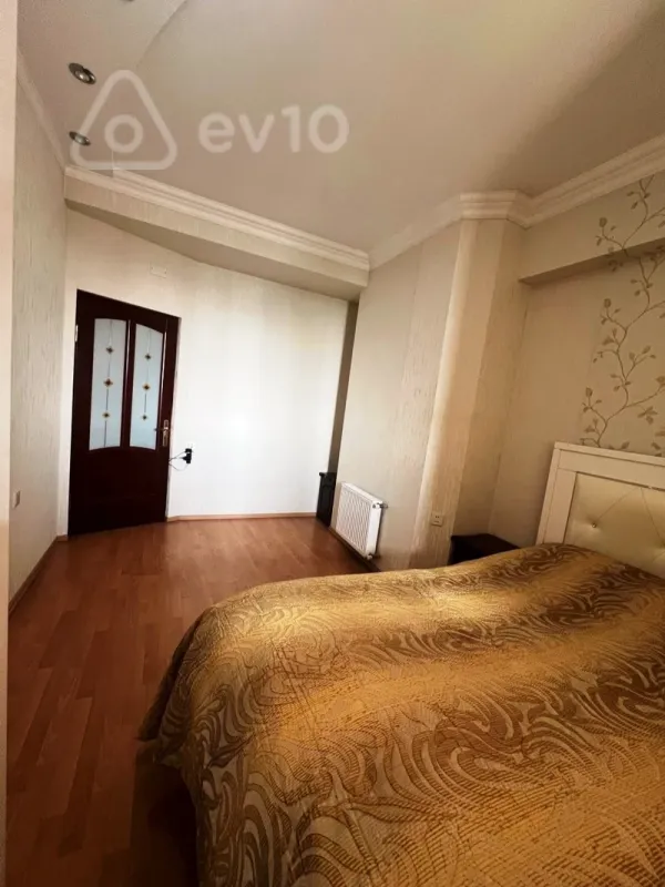 Satılır 2 otaqlı yeni tikili 56 m²