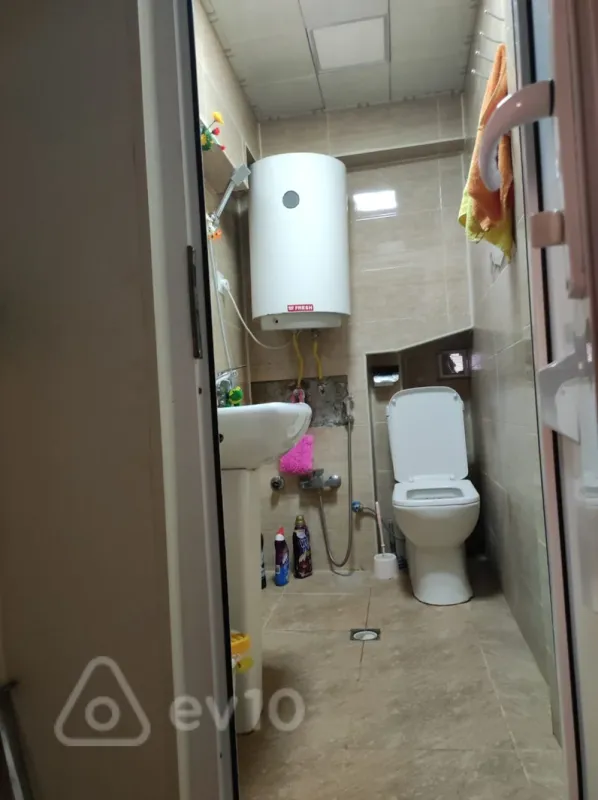 Kirayə verilir 1 otaqlı köhnə tikili 32 m²