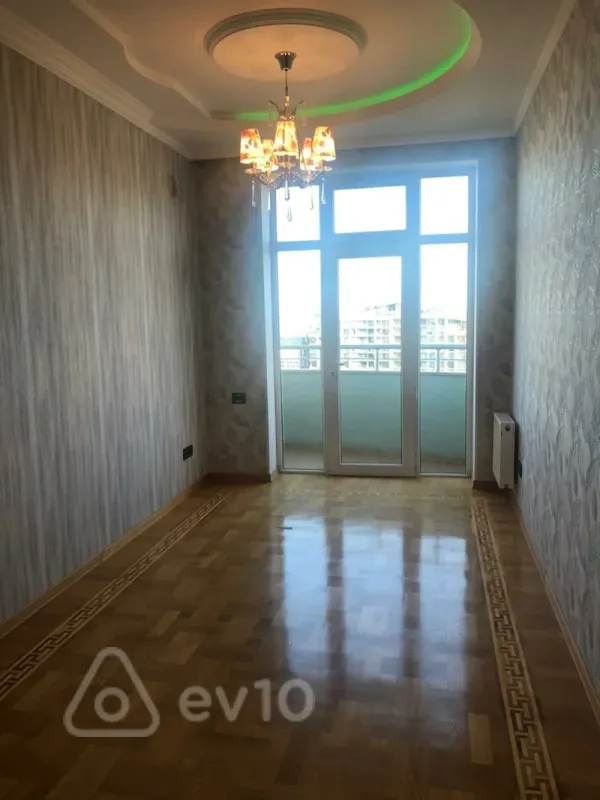 Satılır 4 otaqlı yeni tikili 217 m²