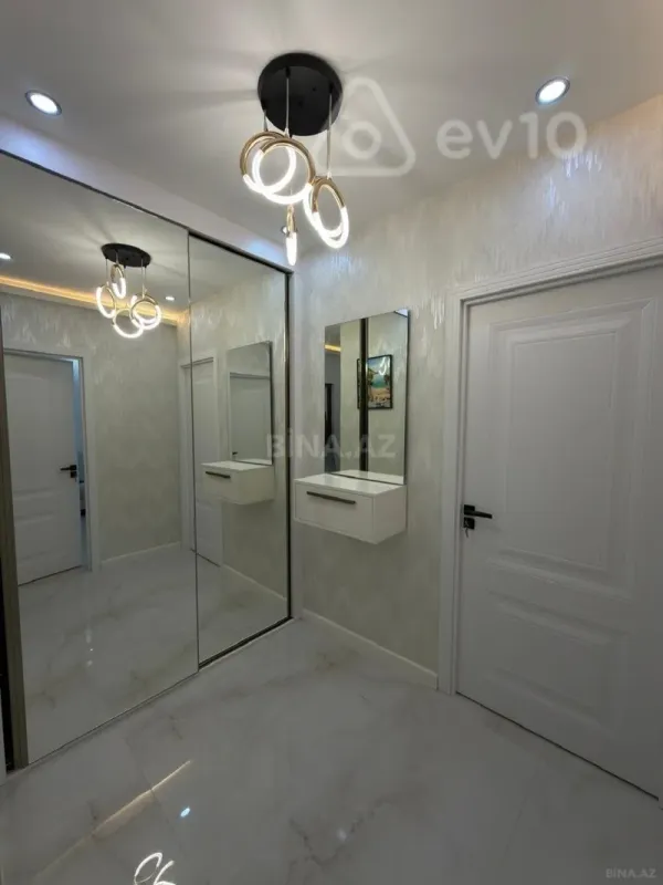 Kirayə verilir 2 otaqlı yeni tikili 75 m²