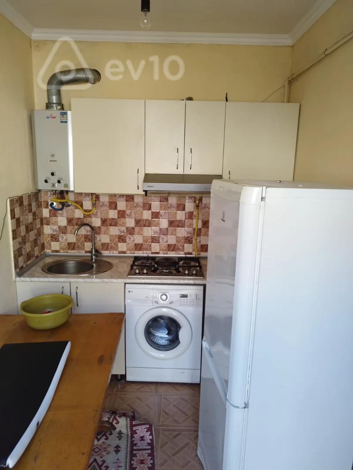 Kirayə verilir 2 otaqlı həyət evi 35 m²