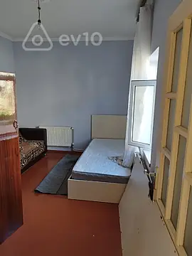 Kirayə verilir 2 otaqlı həyət evi 35 m²