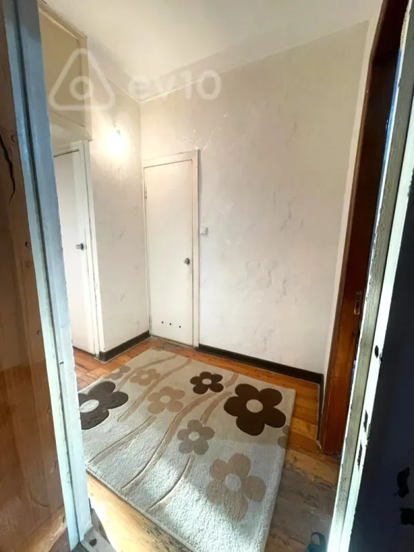 Kirayə verilir 3 otaqlı köhnə tikili 72 m²