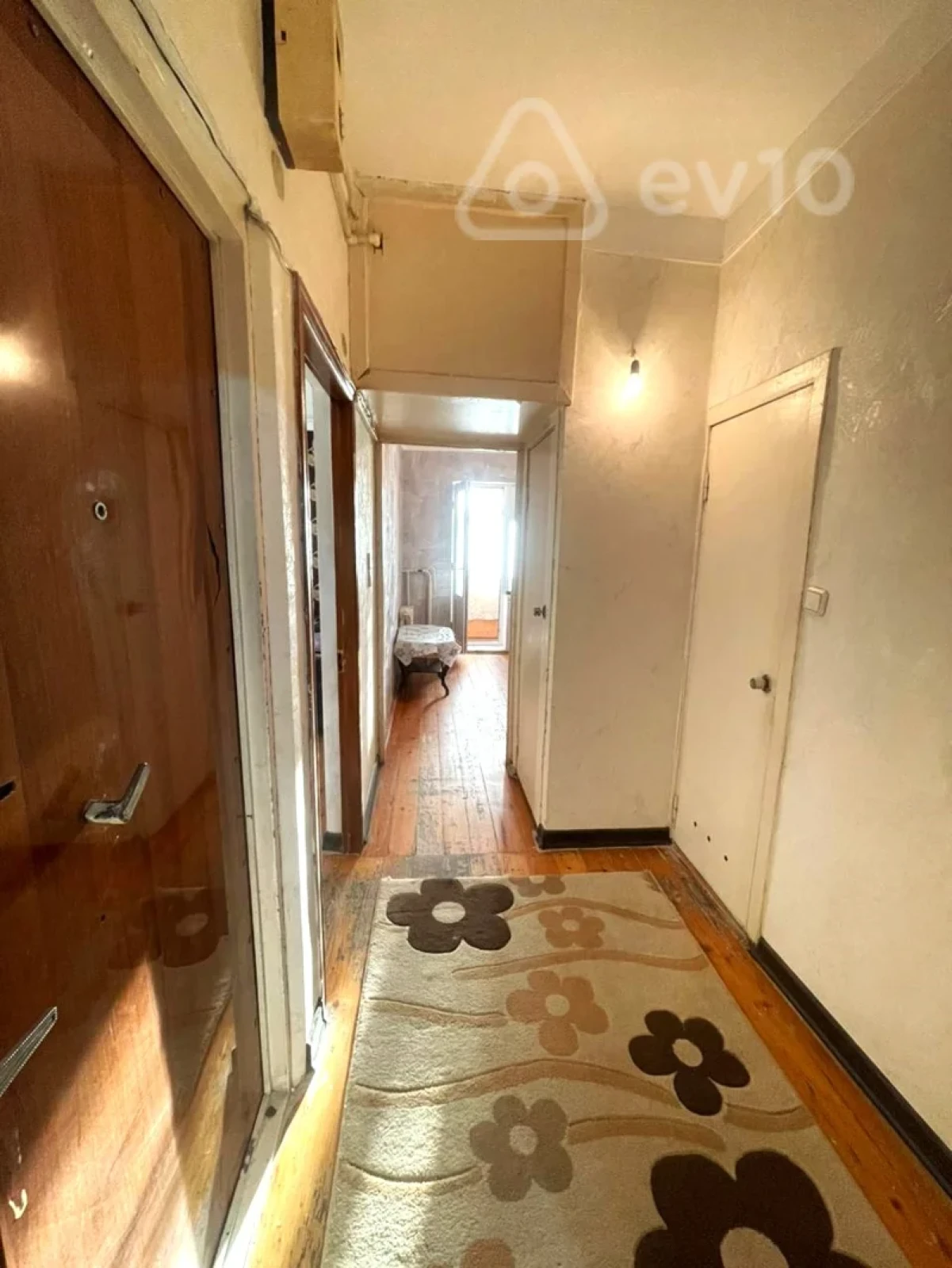 Kirayə verilir 3 otaqlı köhnə tikili 72 m²