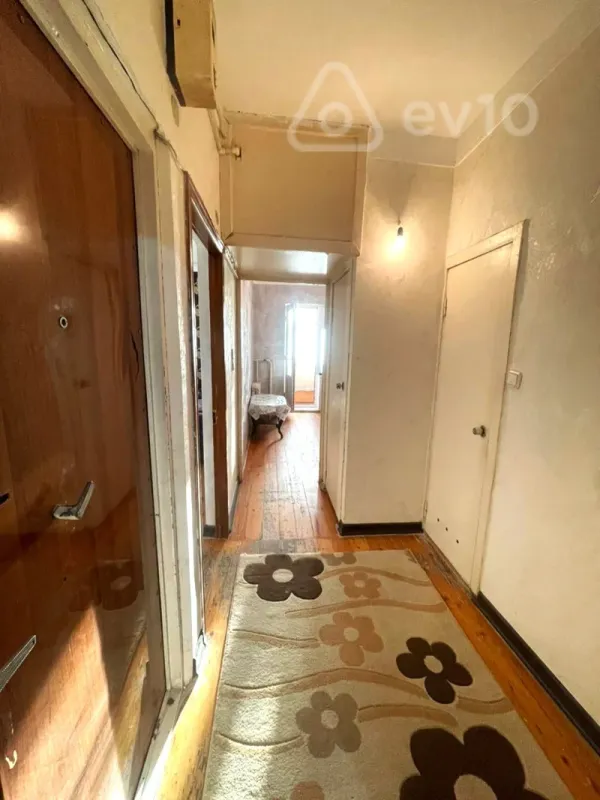 Kirayə verilir 3 otaqlı köhnə tikili 72 m²