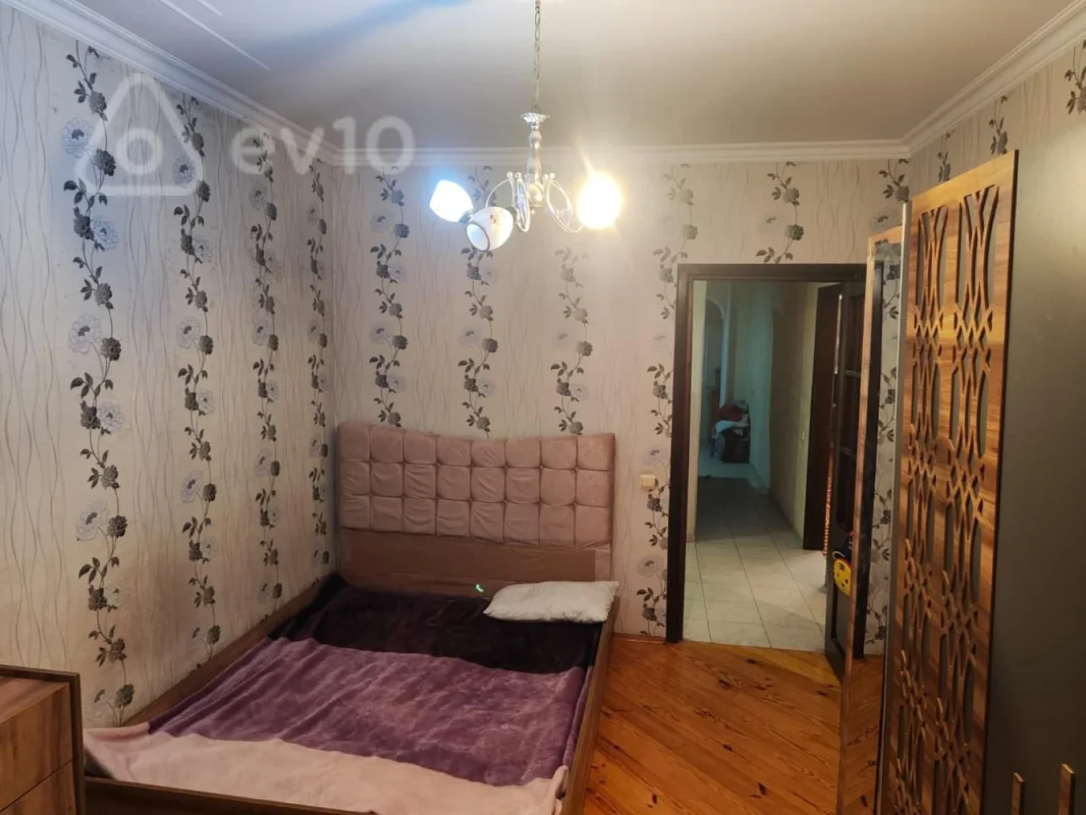 Kirayə verilir 3 otaqlı köhnə tikili 75 m²