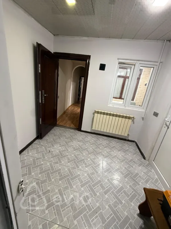 Kirayə verilir 2 otaqlı həyət evi 80 m²