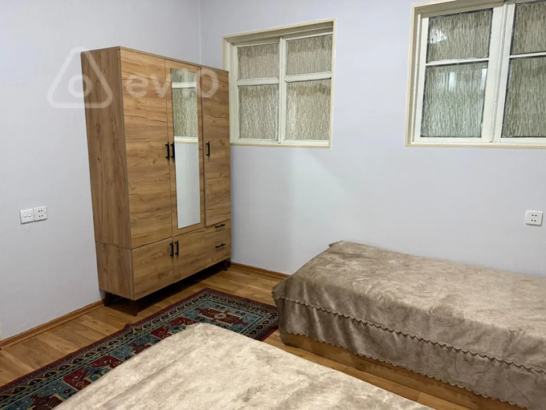 Kirayə verilir 2 otaqlı həyət evi 80 m²