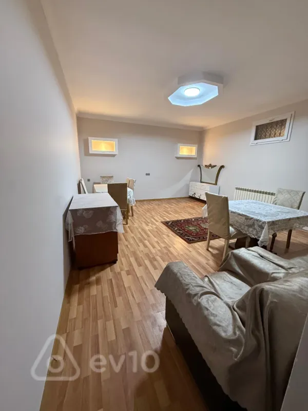 Kirayə verilir 2 otaqlı həyət evi 80 m²