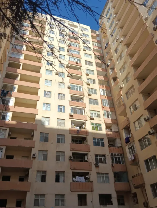 Kirayə verilir 2 otaqlı yeni tikili 75 m²