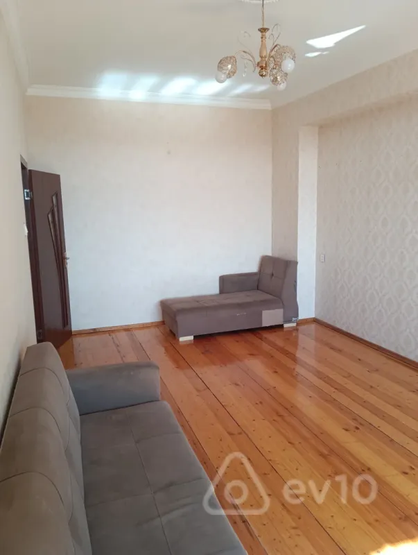 Kirayə verilir 2 otaqlı yeni tikili 75 m²