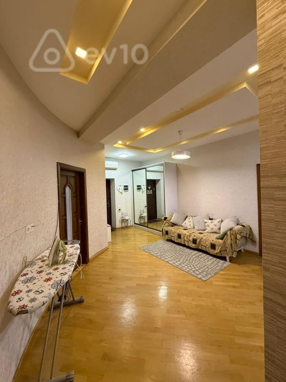 Satılır 3 otaqlı yeni tikili 122 m²