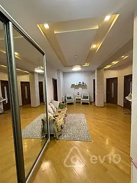 Satılır 3 otaqlı yeni tikili 122 m²