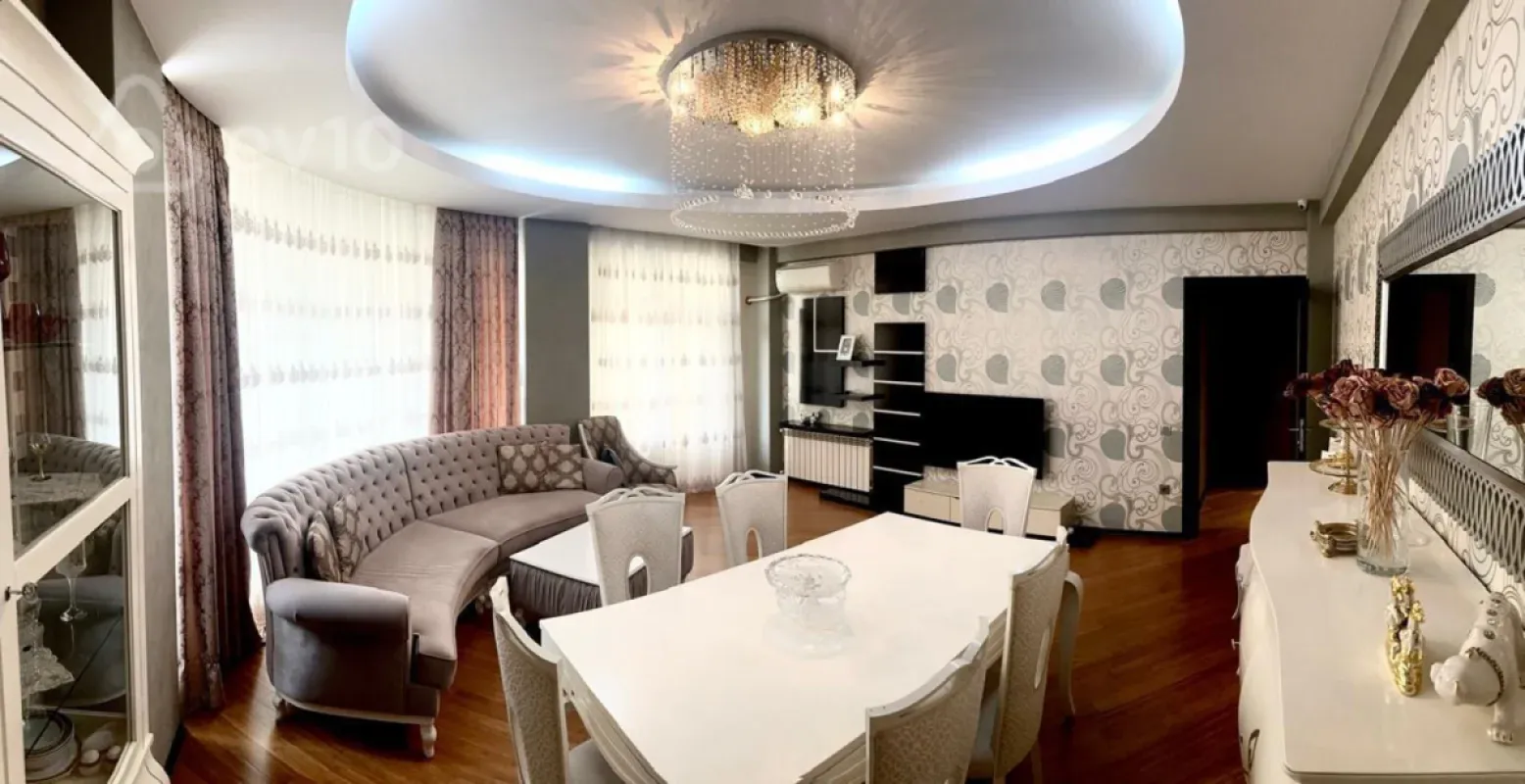 Satılır 3 otaqlı yeni tikili 170 m²