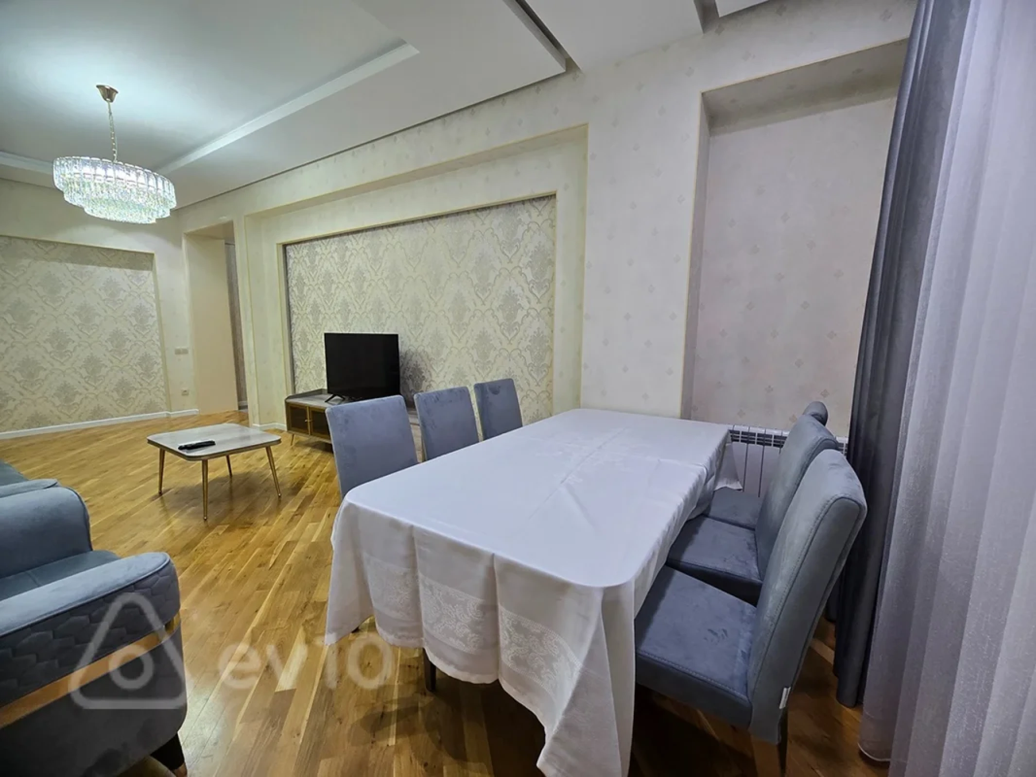 Kirayə verilir 3 otaqlı yeni tikili 110 m²