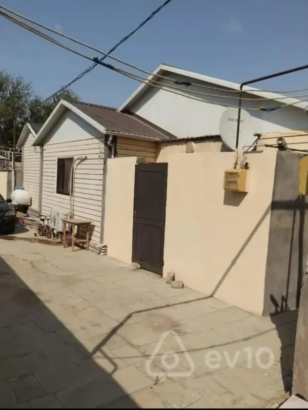 Satılır 3 otaqlı həyət evi 90 m²