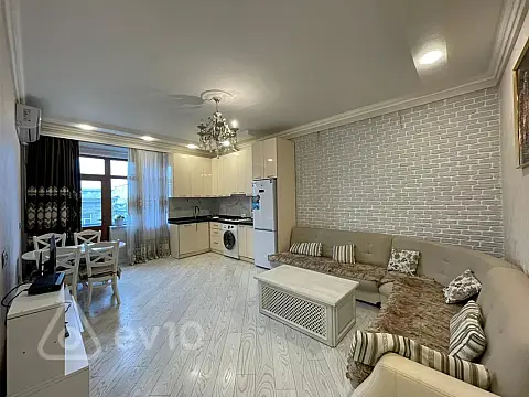 Satılır 2 otaqlı köhnə tikili 53 m² — Bakı, Səbail 2 otaq 53.00 m²