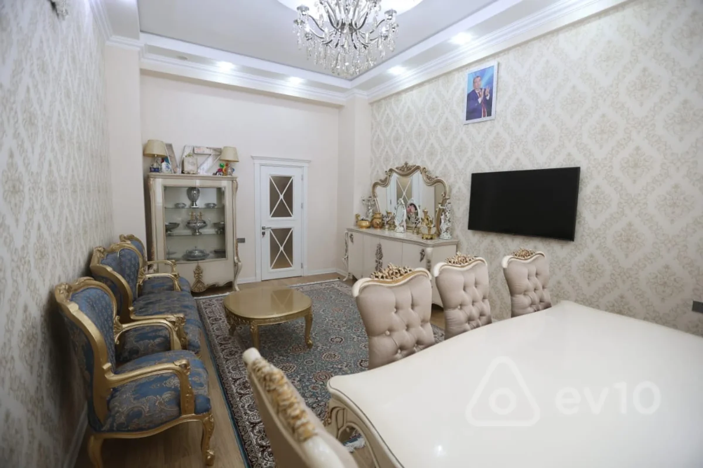 Satılır 3 otaqlı yeni tikili 100 m²