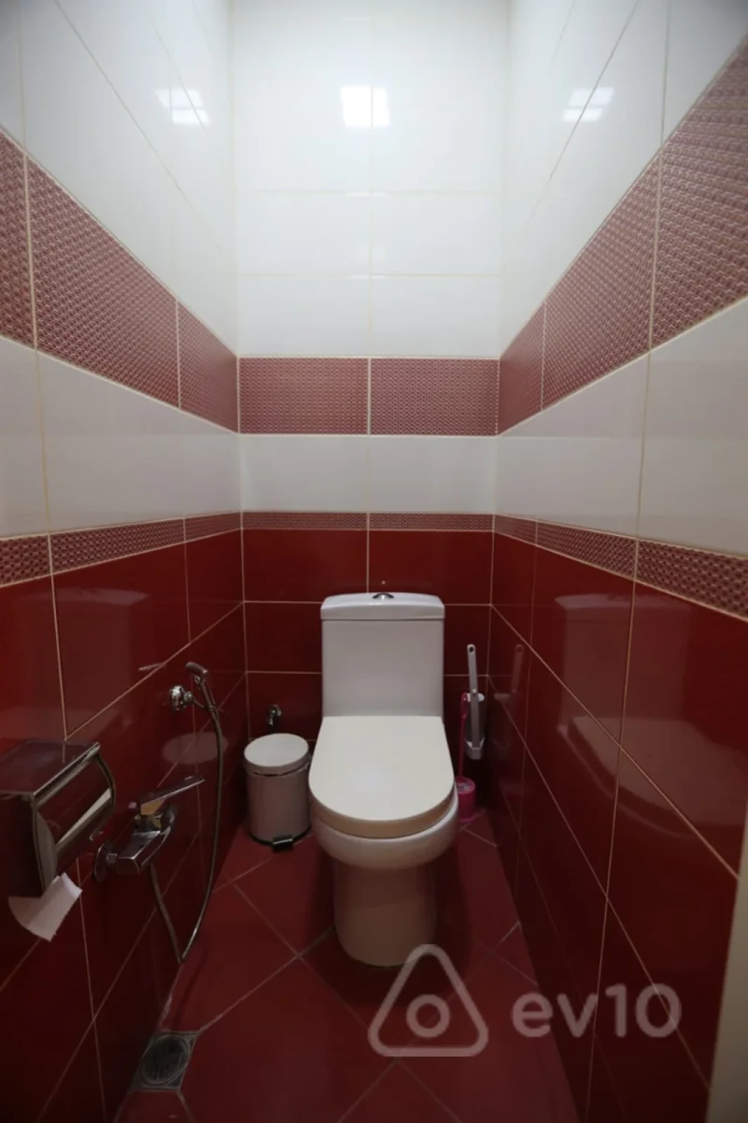 Satılır 3 otaqlı yeni tikili 100 m²