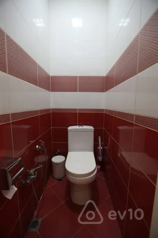 Satılır 3 otaqlı yeni tikili 100 m²