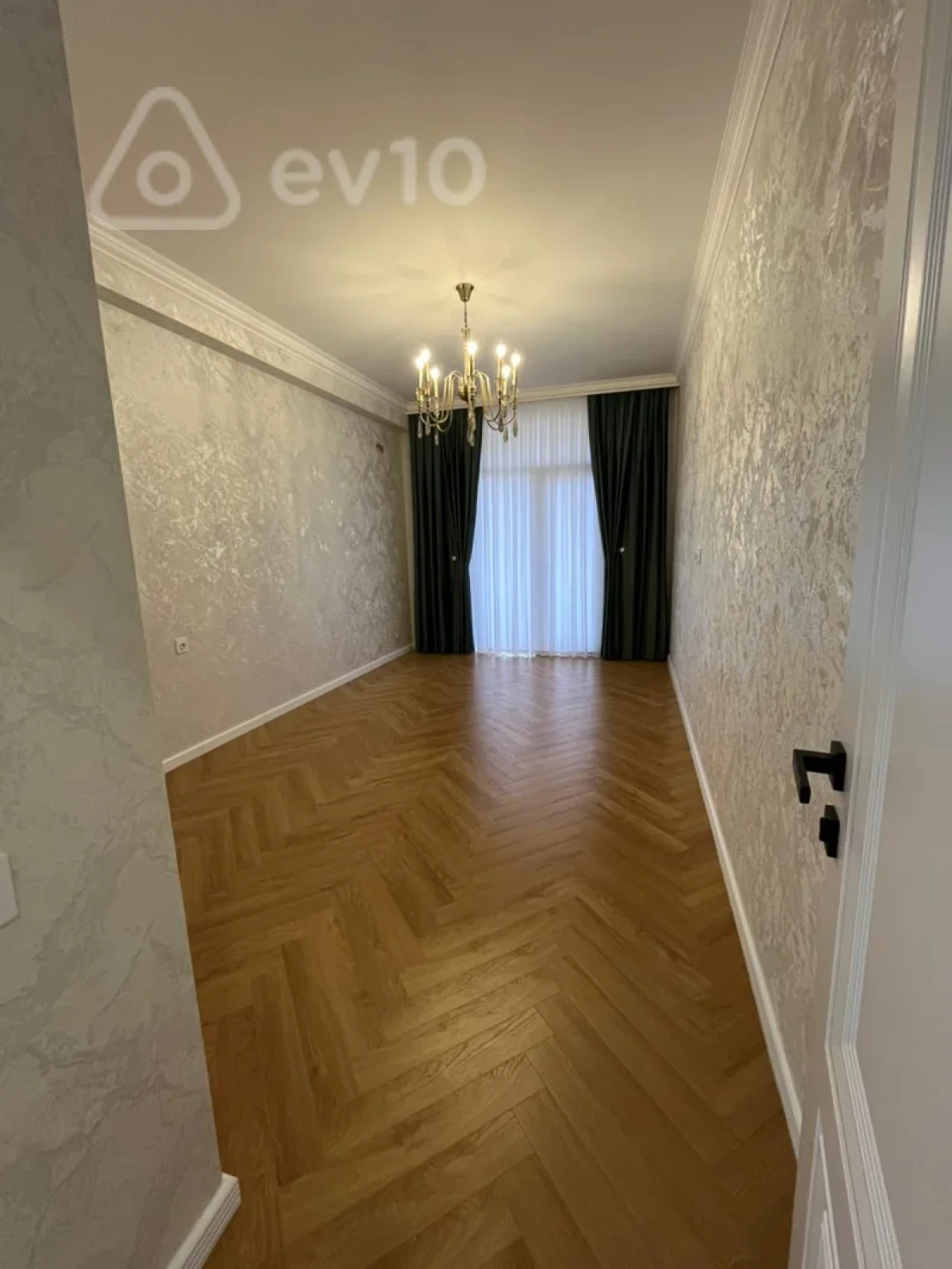 Satılır 2 otaqlı yeni tikili 80 m²