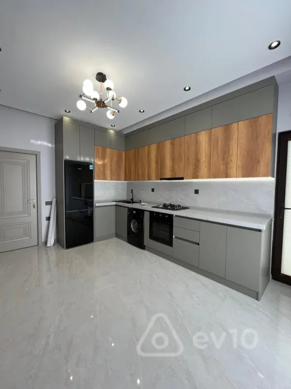 Satılır 2 otaqlı yeni tikili 80 m²