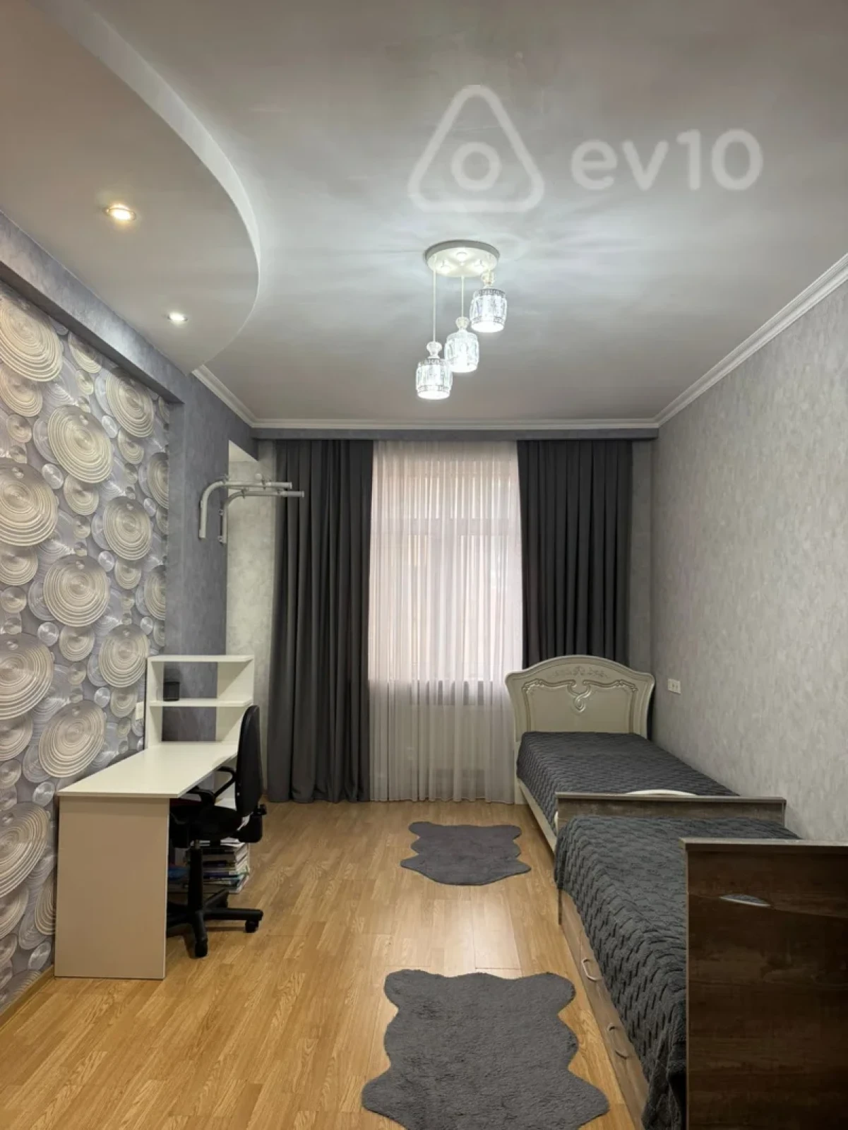 Satılır 3 otaqlı yeni tikili 137 m²
