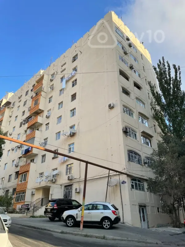 Kirayə verilir 2 otaqlı köhnə tikili 60 m²