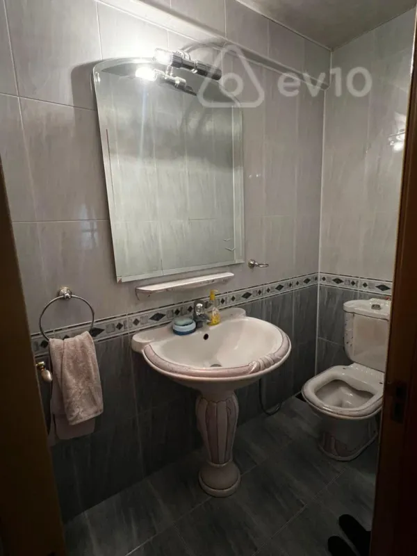 Satılır 3 otaqlı yeni tikili 103 m²