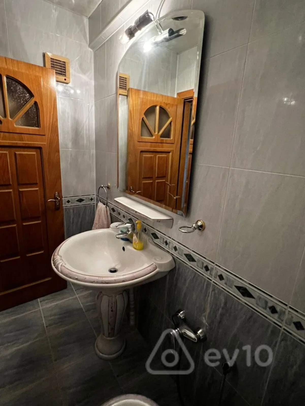 Satılır 3 otaqlı yeni tikili 103 m²