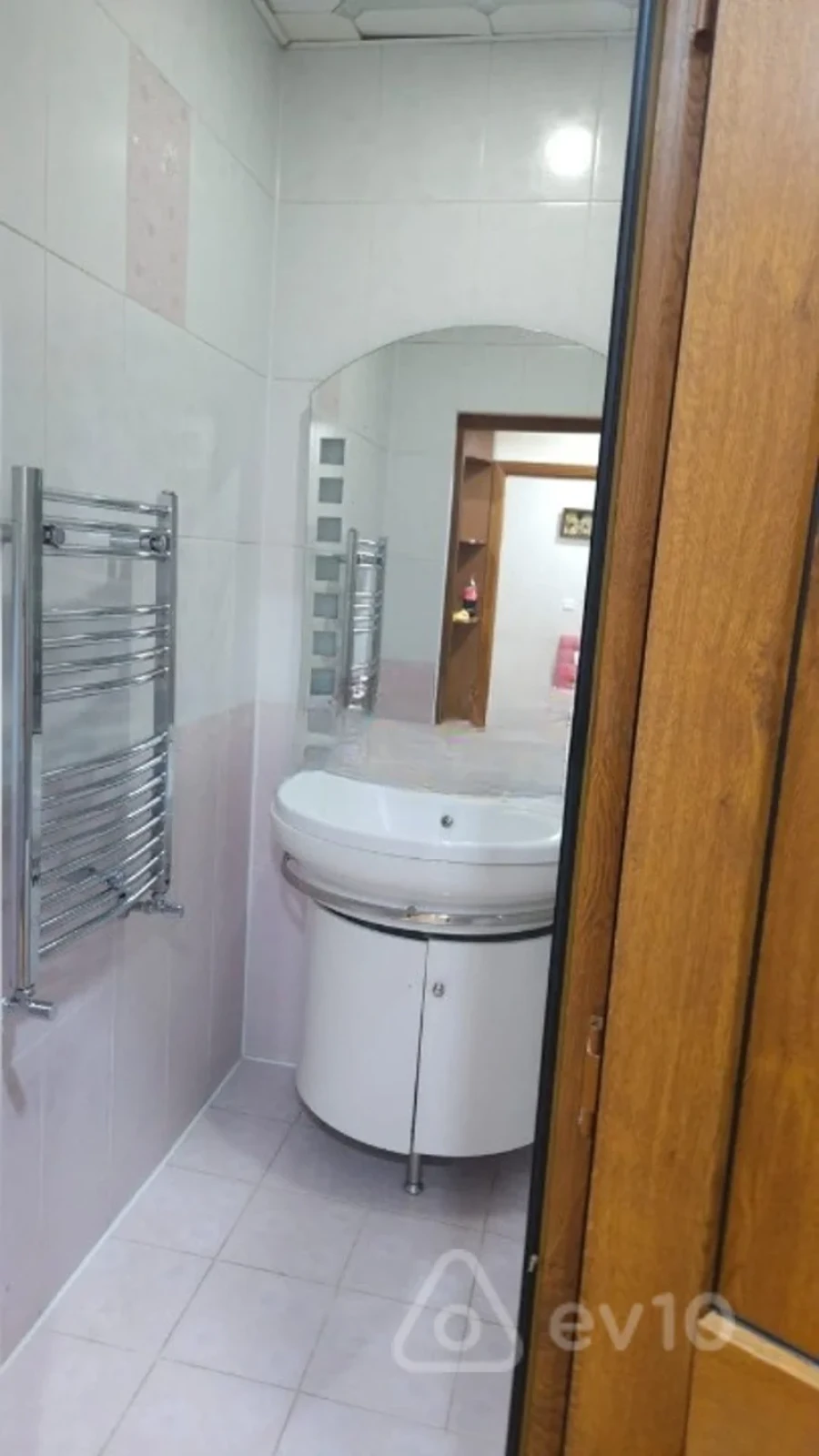 Kirayə verilir 2 otaqlı yeni tikili 70 m²