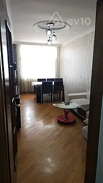 Kirayə verilir 2 otaqlı yeni tikili 70 m²