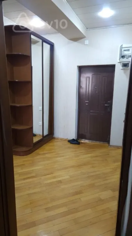Kirayə verilir 2 otaqlı yeni tikili 70 m²