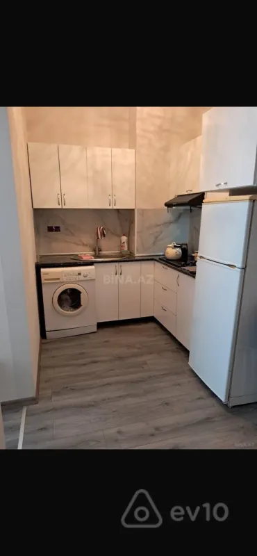 Kirayə verilir 2 otaqlı yeni tikili 50 m²
