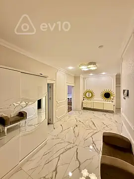 Kirayə verilir 4 otaqlı yeni tikili 193 m²