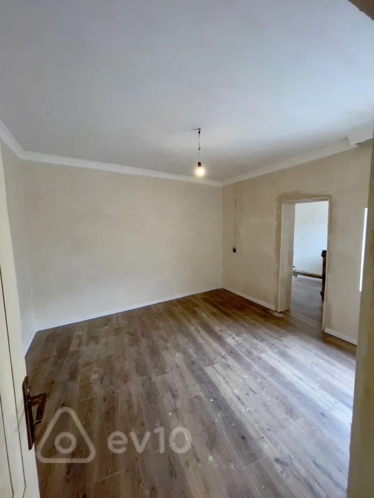 Satılır 3 otaqlı yeni tikili 85 m²