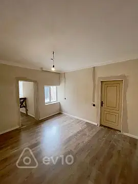 Satılır 3 otaqlı yeni tikili 85 m²