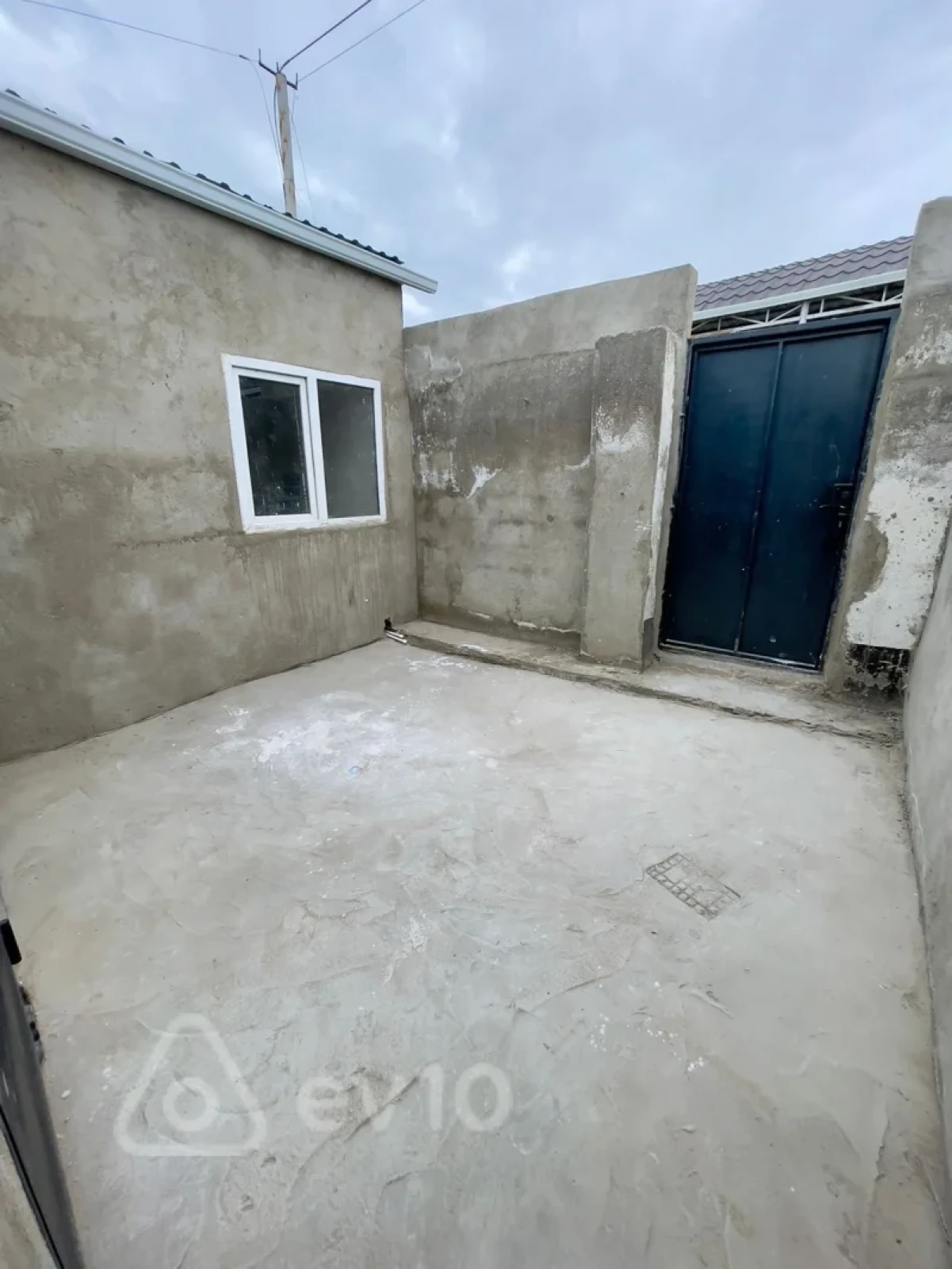 Satılır 3 otaqlı yeni tikili 85 m²