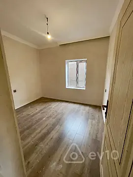 Satılır 3 otaqlı yeni tikili 85 m²
