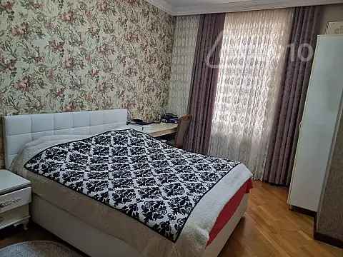 Kirayə verilir 4 otaqlı yeni tikili 135 m²