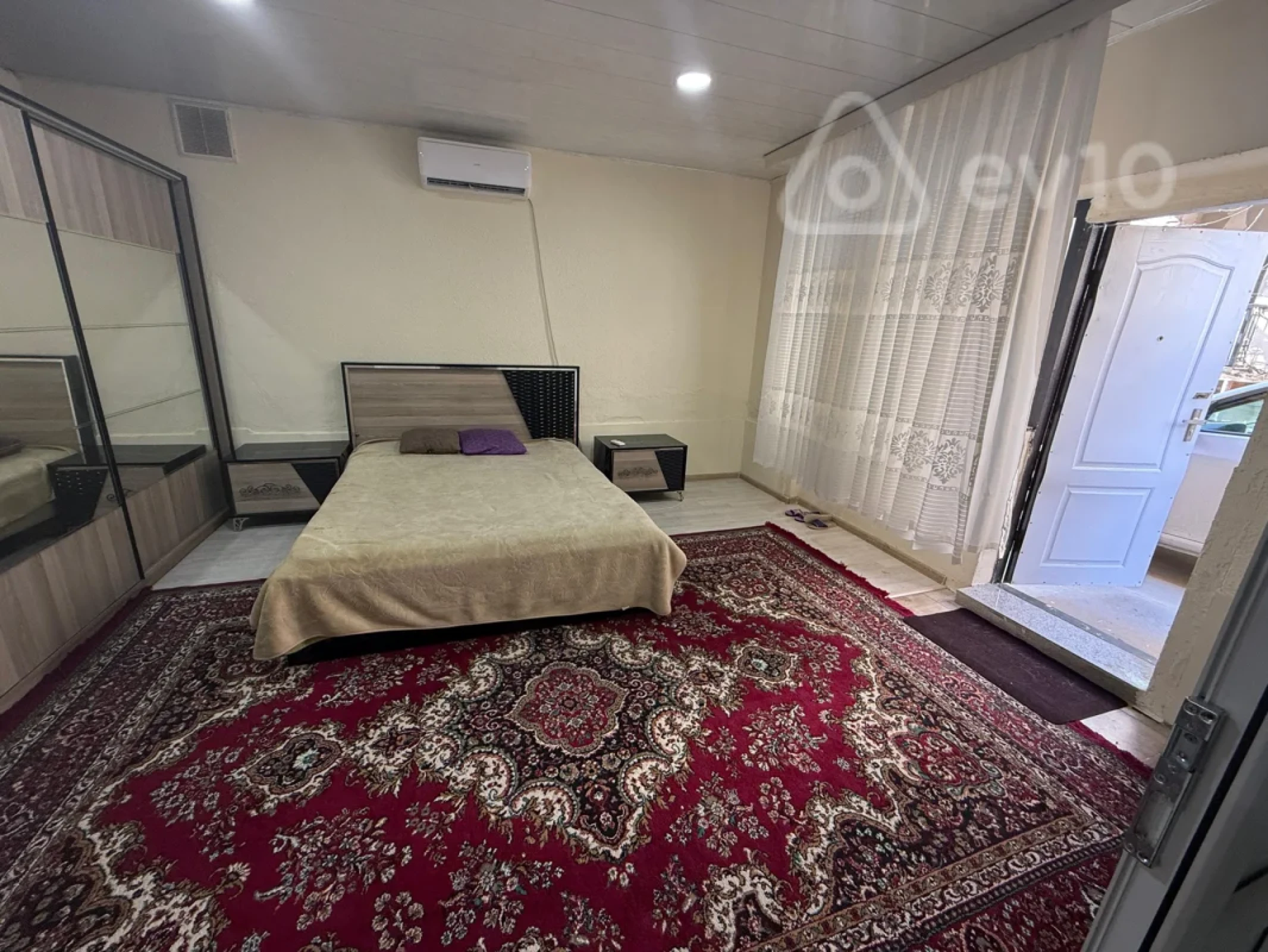 Kirayə verilir 2 otaqlı həyət evi 55 m²