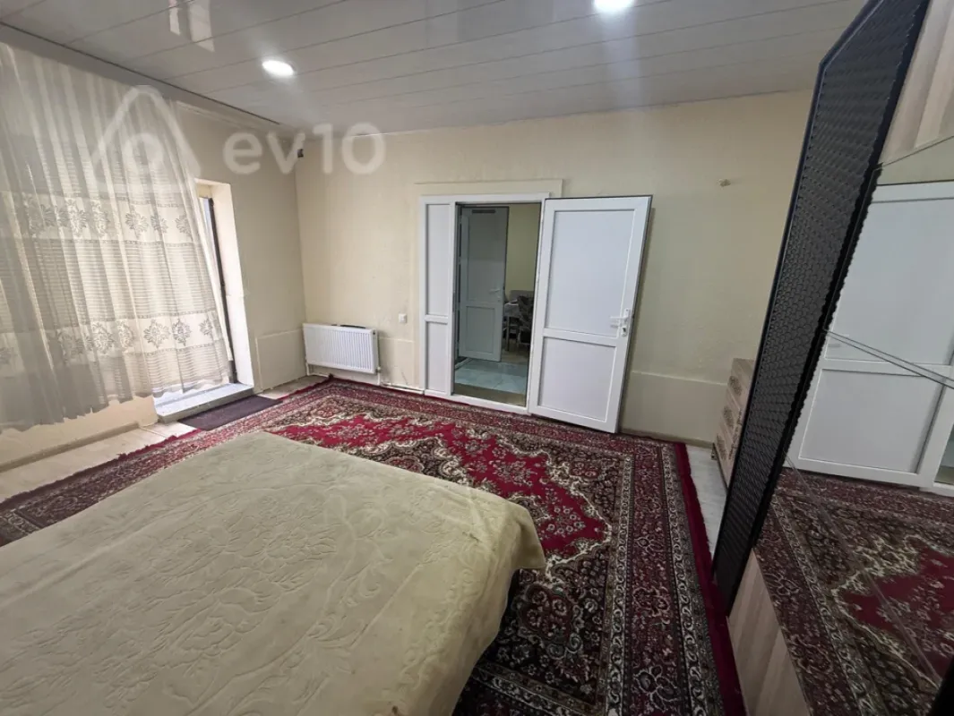 Kirayə verilir 2 otaqlı həyət evi 55 m²