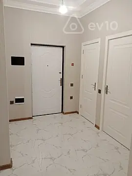 Satılır 3 otaqlı yeni tikili 81 m²
