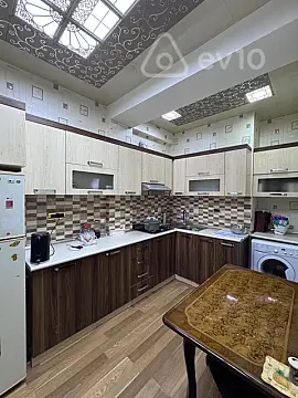 Kirayə verilir 2 otaqlı yeni tikili 60 m²