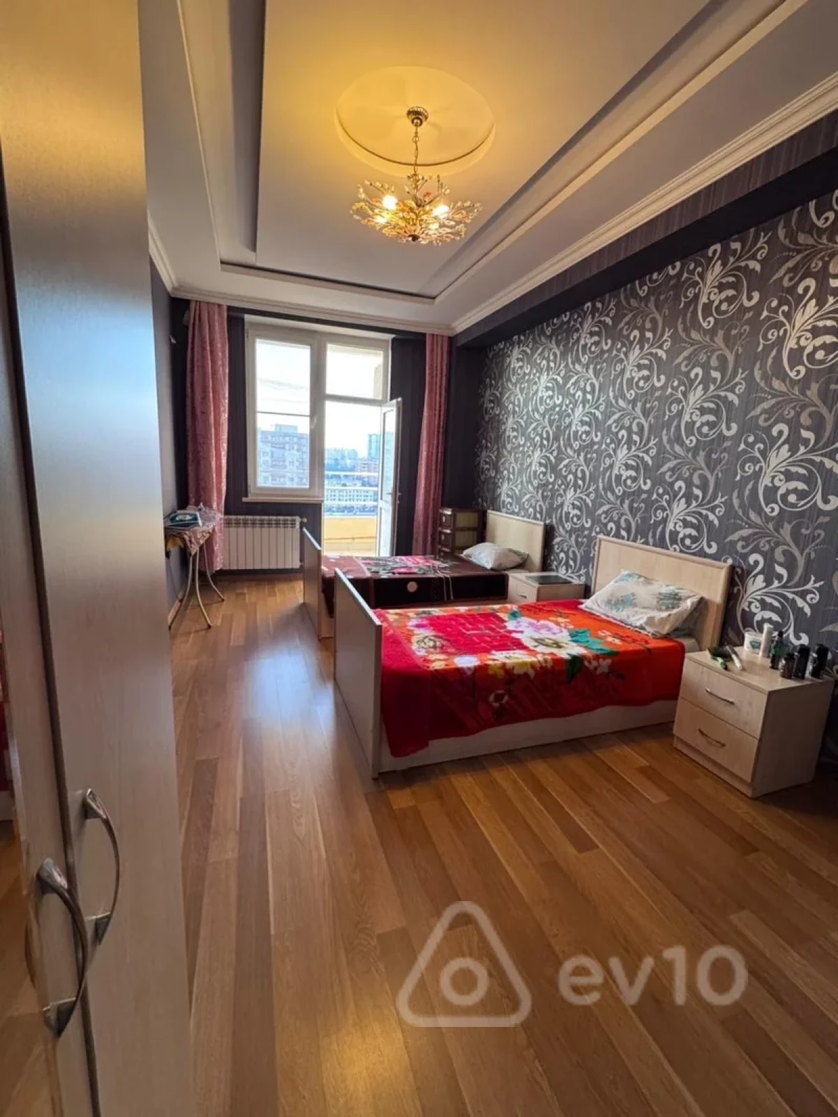 Kirayə verilir 2 otaqlı yeni tikili 60 m²
