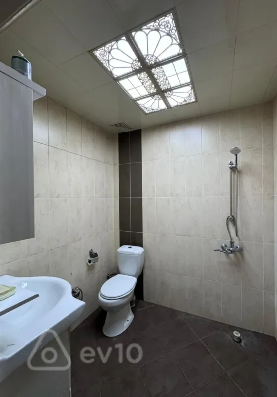 Kirayə verilir 2 otaqlı yeni tikili 60 m²