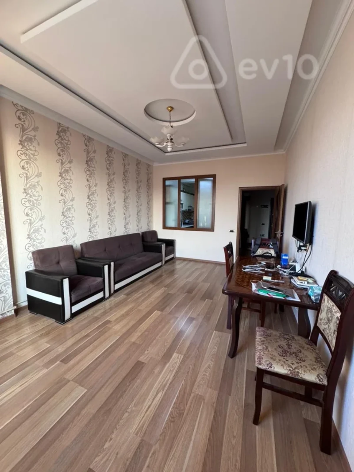 Kirayə verilir 2 otaqlı yeni tikili 60 m²