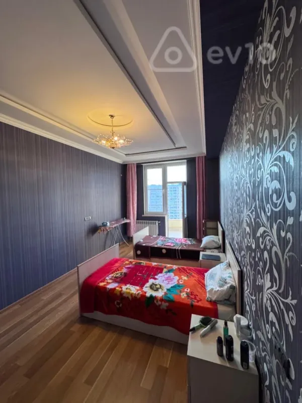 Kirayə verilir 2 otaqlı yeni tikili 60 m²